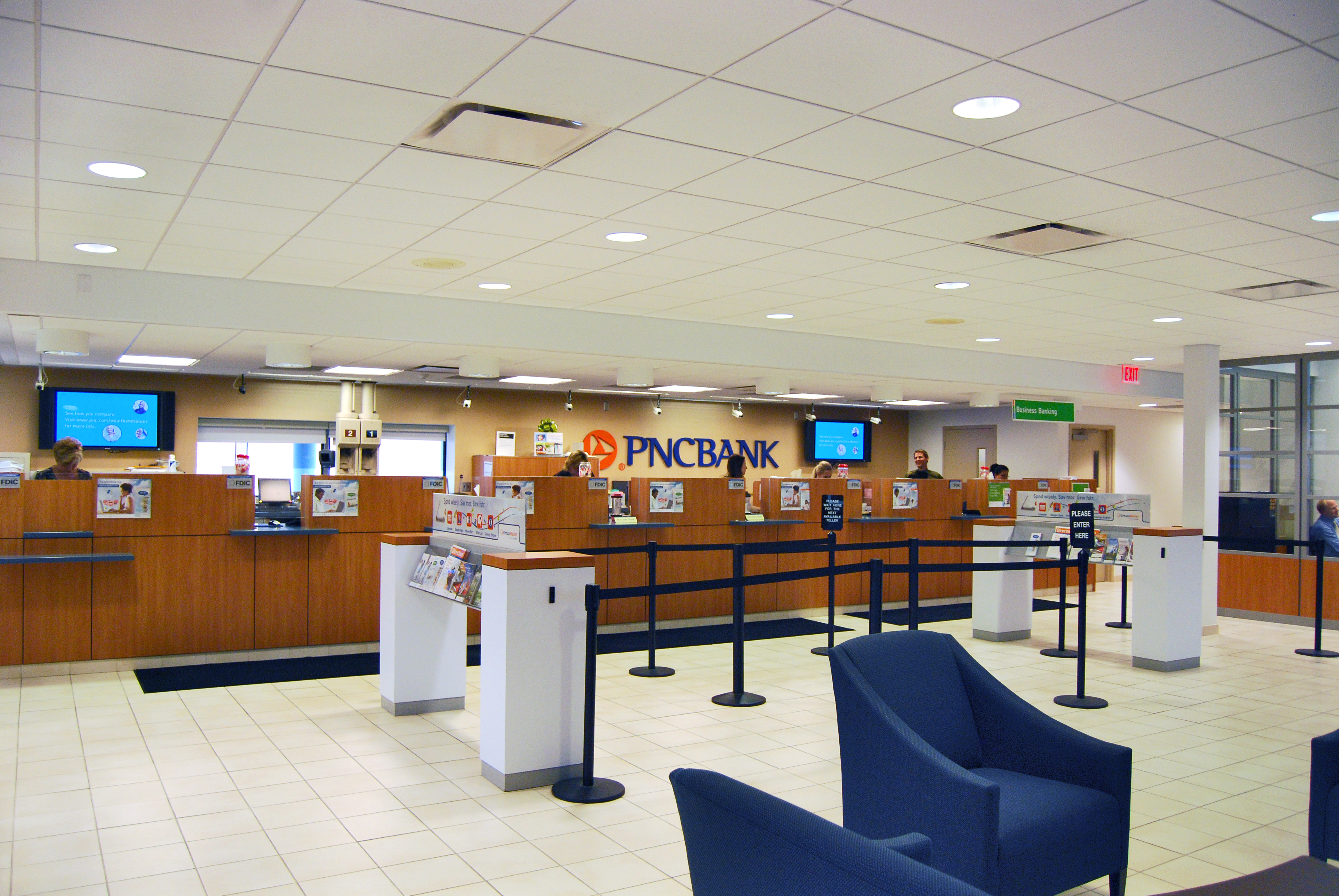 pnc bank branch office